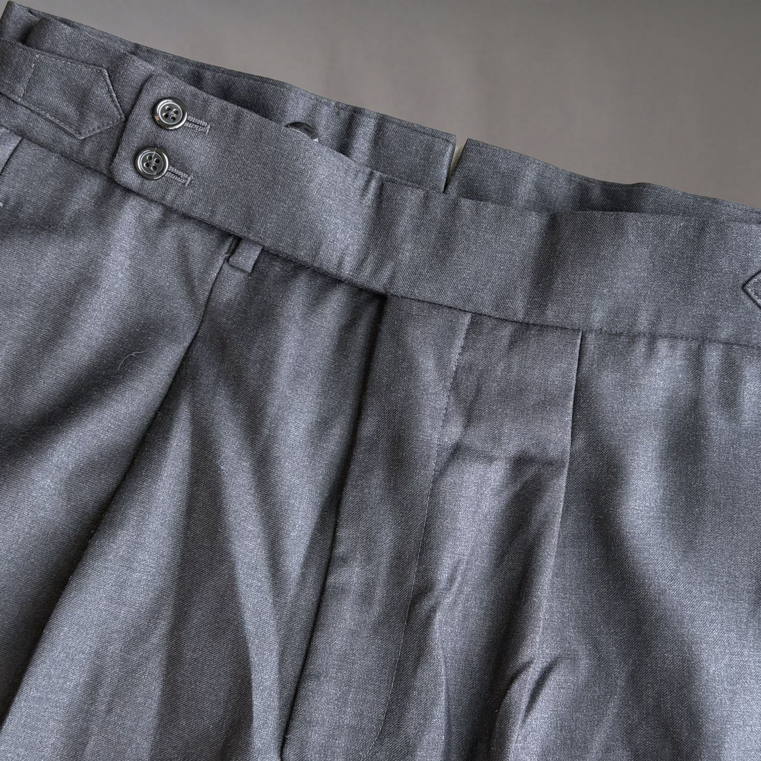 Sample: Nico Trousers in Super 150s Charcoal Dress Wool Sz 33