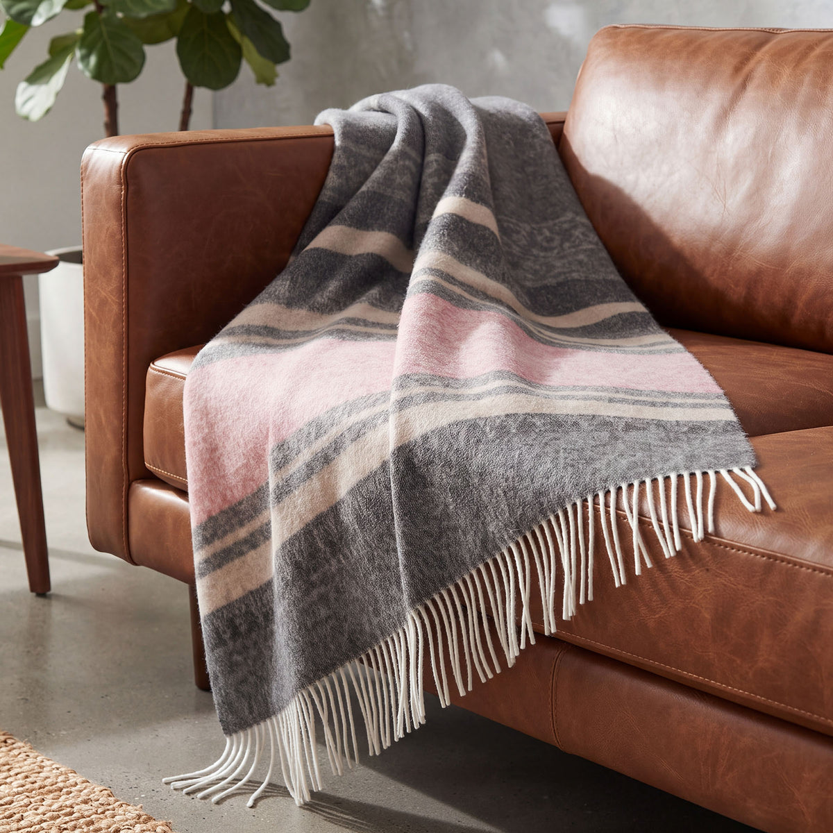 Cherokee Alpaca-Wool Luxury Throw Blanket (4 Colors)